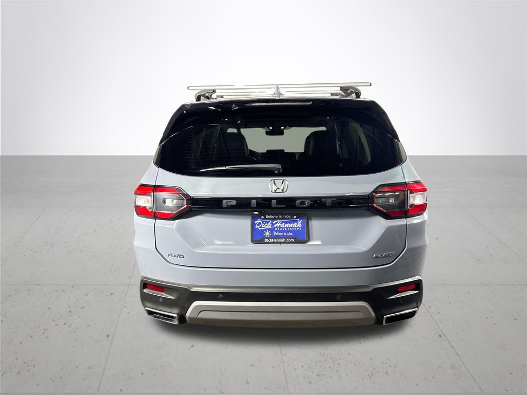 2023 Honda Pilot Elite