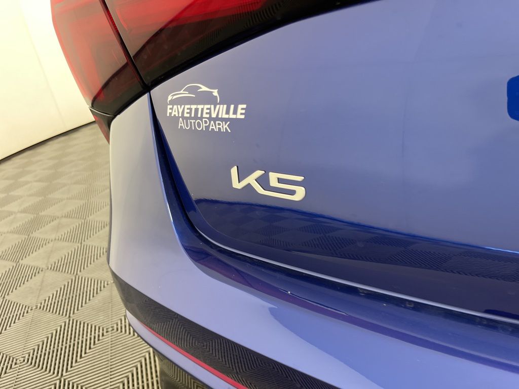 Thumbnail: 2025 Kia K5 - 4