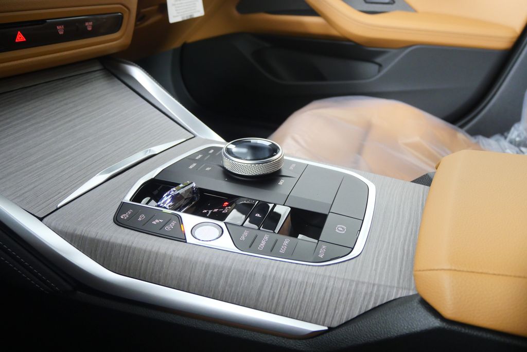 Thumbnail: 2026 BMW 4 Series - 23