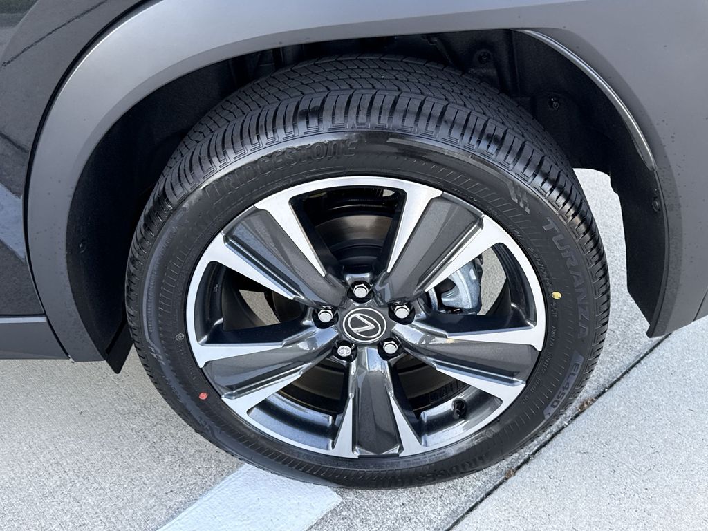 Thumbnail: 2026 Lexus UX - 31