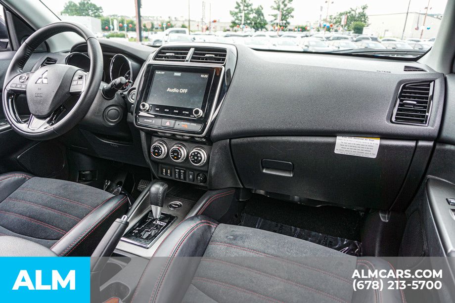 Used 2024 Black Mitsubishi 2.0 SE image 23