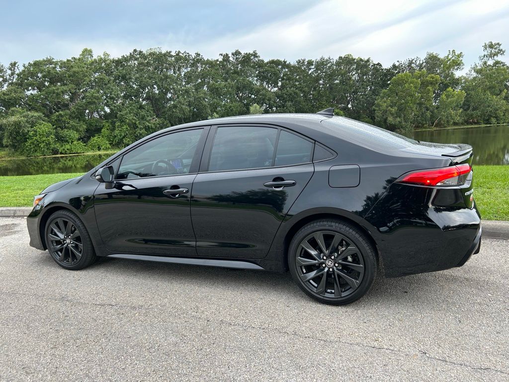 2023 Toyota Corolla XSE 3