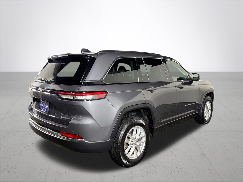 2023 Jeep Grand Cherokee Laredo X