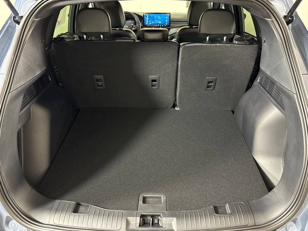 2025 Ford Escape Hybrid ST-Line photo 17