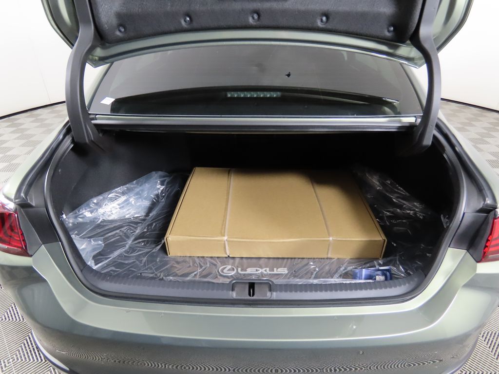 2025 Lexus ES Hybrid 300h 29