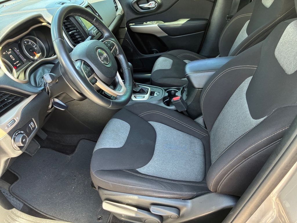 Used Car 2018 Jeep Cherokee  Latitude For Sale Under $15,000 In Austin, Texas