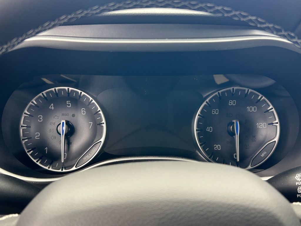 New 2026 Bright White Clearcoat Chrysler LX image 23