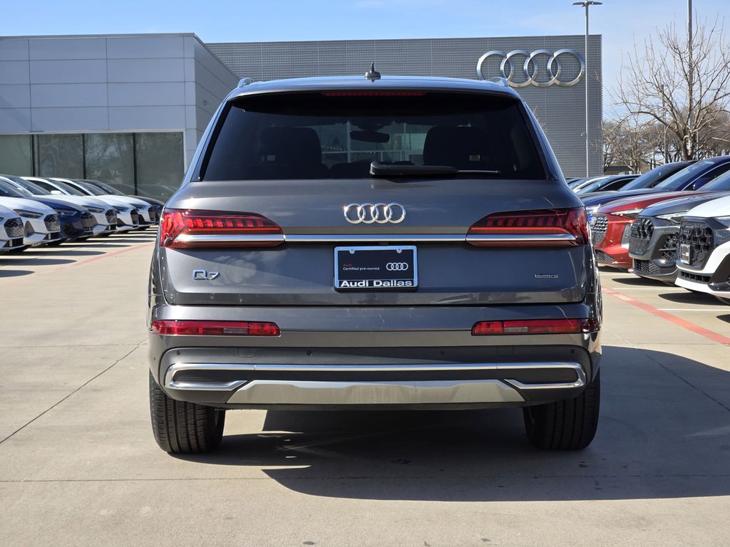 used 2023 Audi Q7 car, priced at $38,294