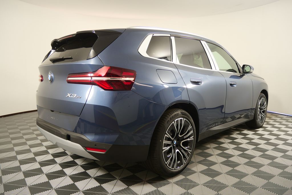 Thumbnail: 2026 BMW X3 - 3