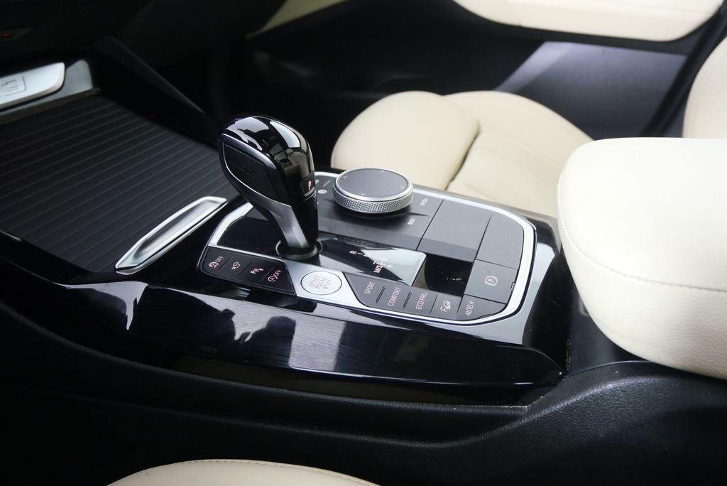 Thumbnail: 2023 BMW X3 - 23