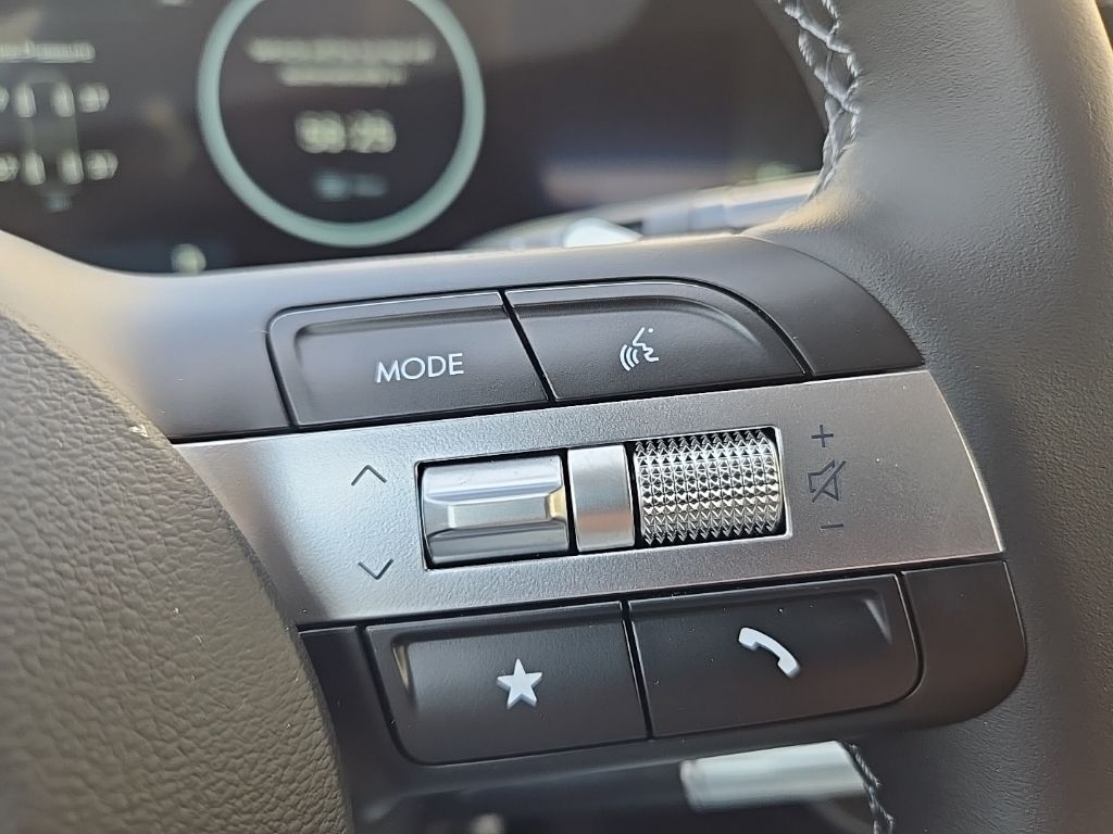 2025 Hyundai Sonata SEL 28