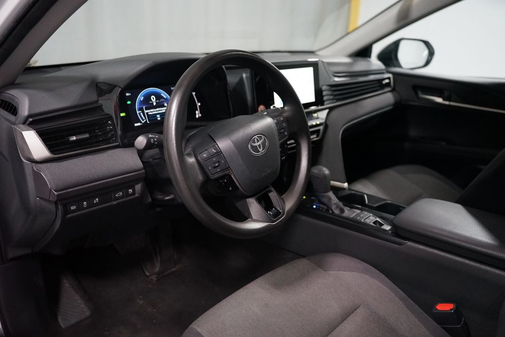 Thumbnail: 2025 Toyota Camry - 6