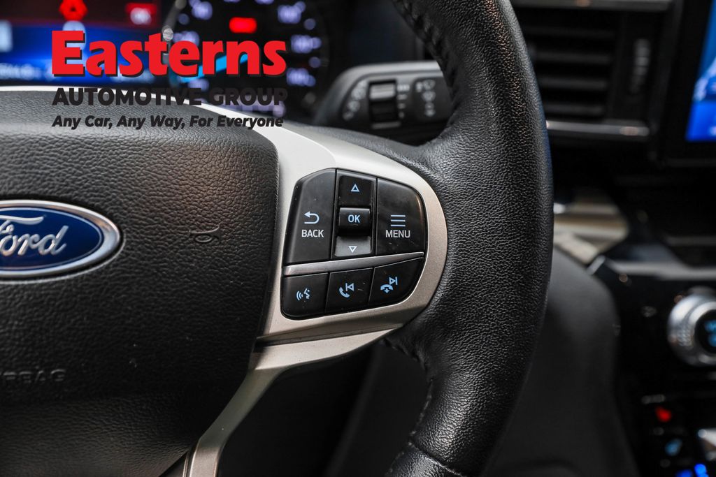 Used 2024 Silver Ford Limited image 16
