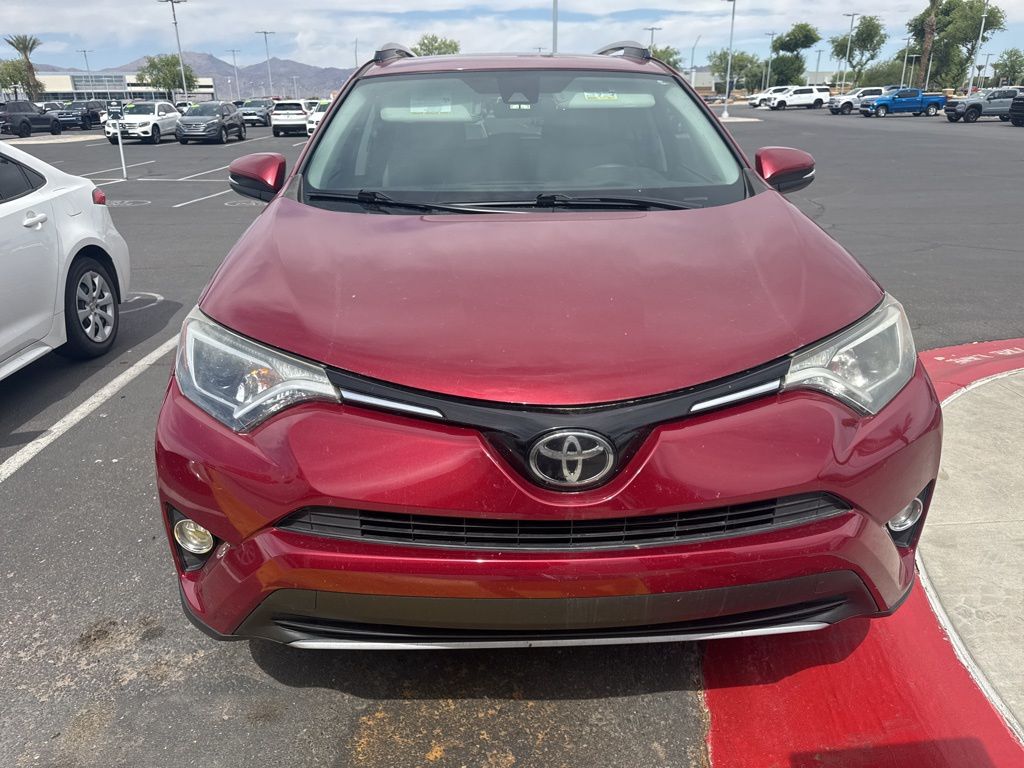 2018 Toyota RAV4 XLE 2