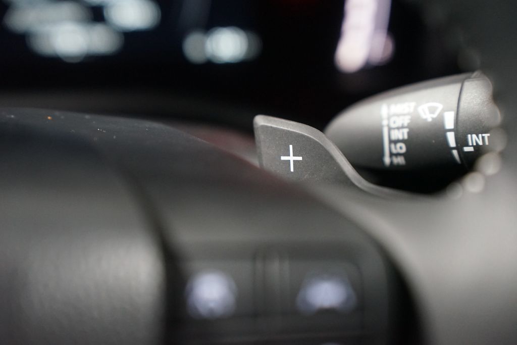 Thumbnail: 2025 Toyota Camry - 15