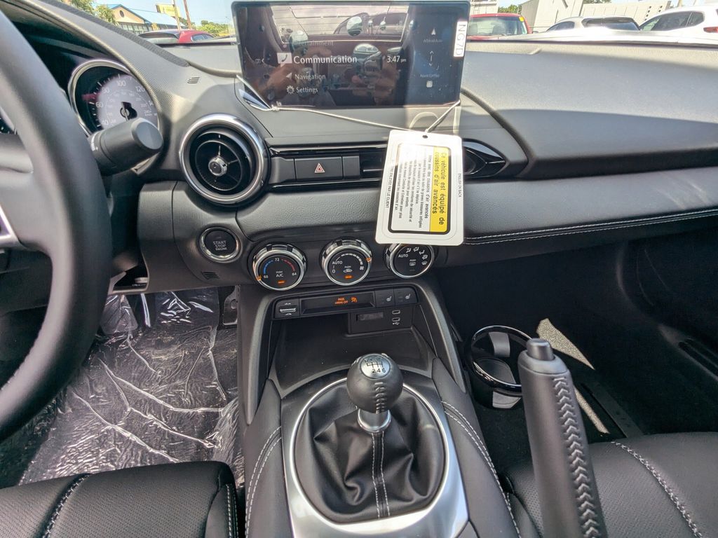 2025 Mazda MX-5 Miata RF Grand Touring