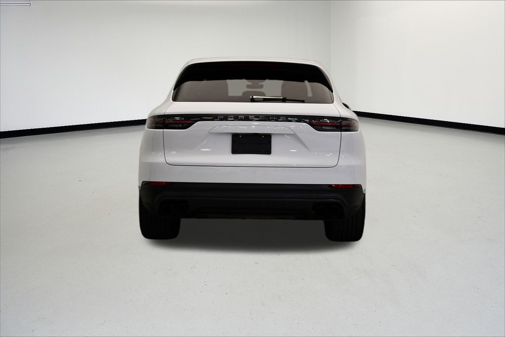 Thumbnail: 2022 Porsche Cayenne - 6