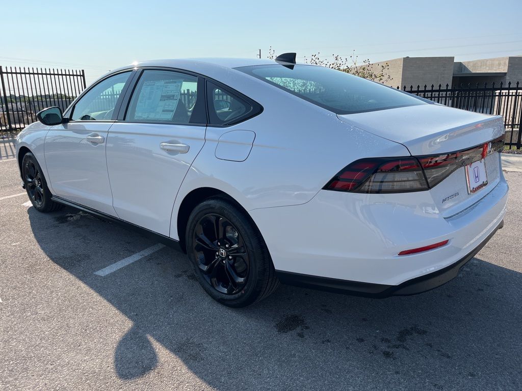 Thumbnail: 2025 Honda Accord - 4