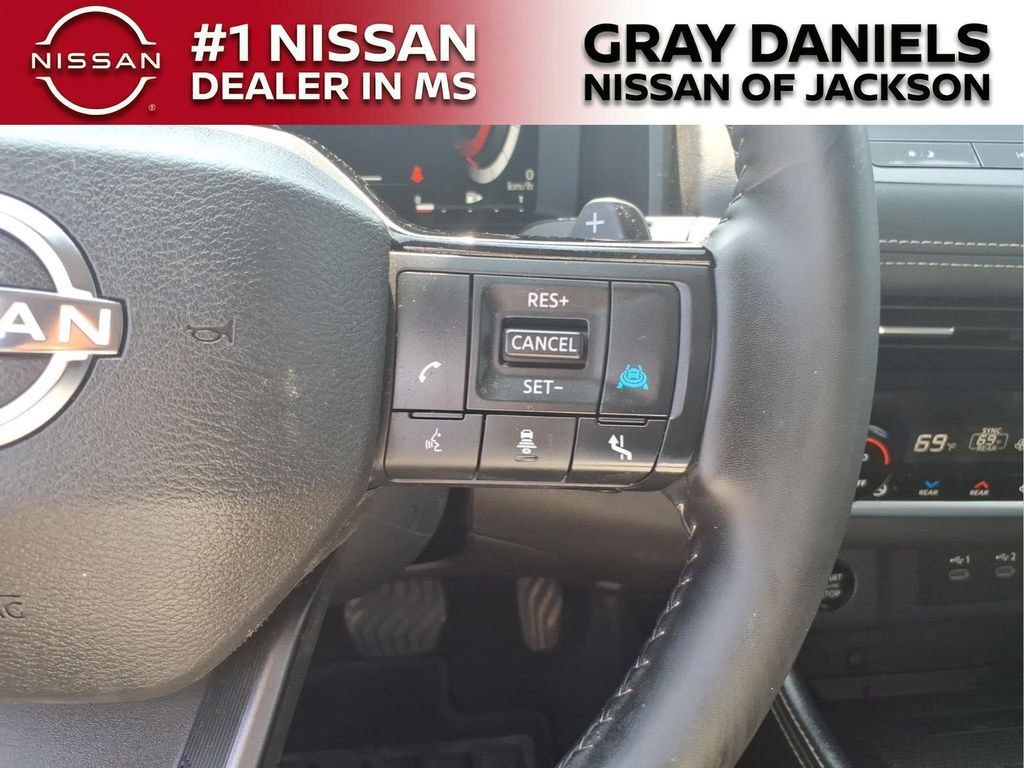 Used 2025 Nissan Rogue SUV