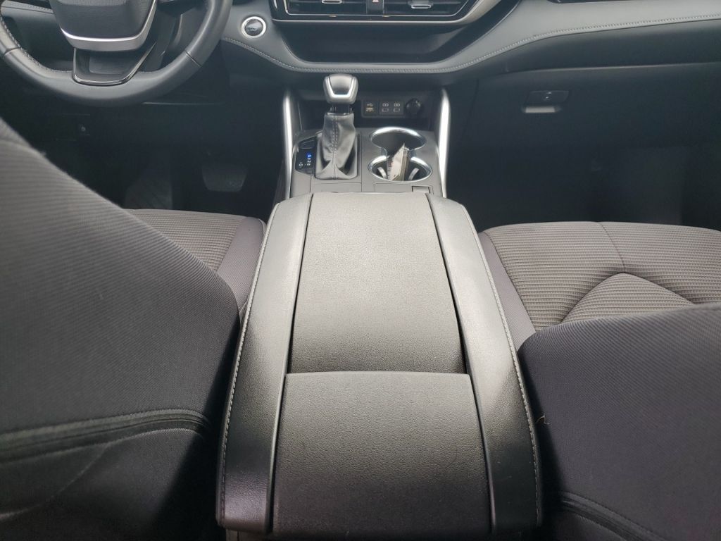 Used Car 2025 Toyota Highlander  Limited For Sale Under $40,000 In Austin, Texas