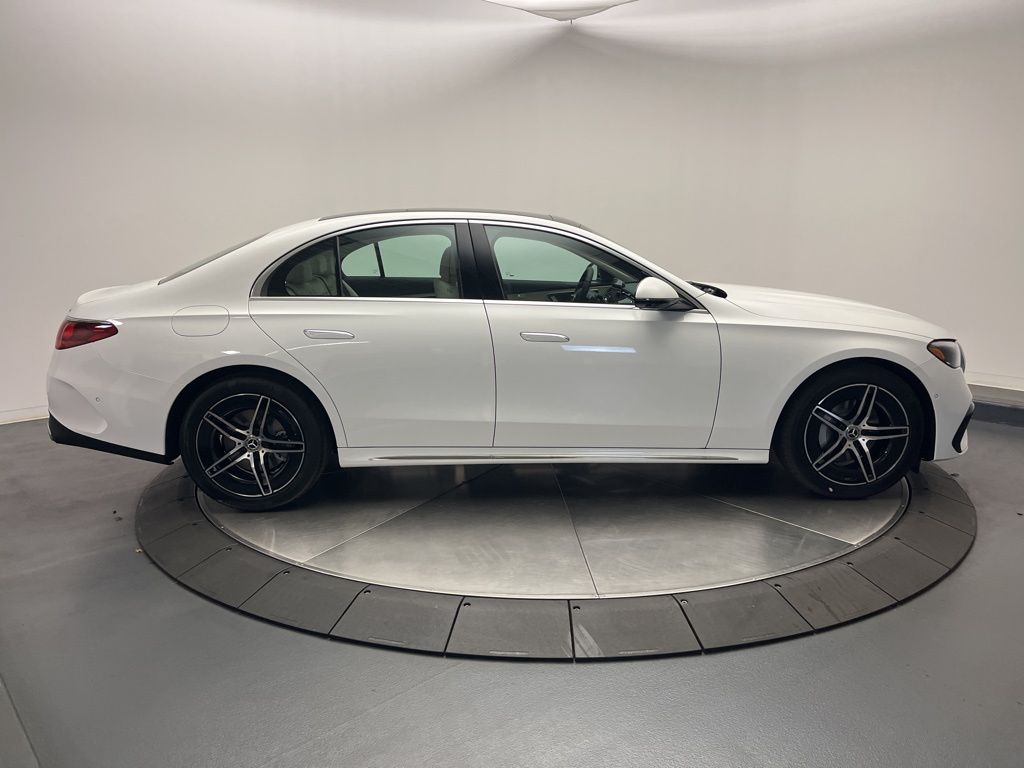 Thumbnail: 2026 Mercedes-Benz E-Class - 8