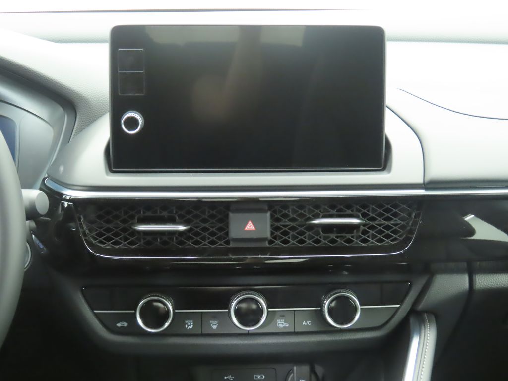 Thumbnail: 2025 Acura ADX - 15