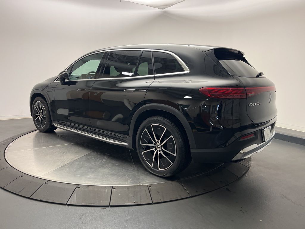 Thumbnail: 2023 Mercedes-Benz EQS - 5