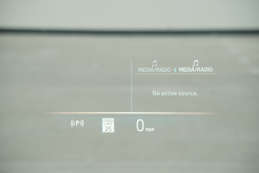 Thumbnail: 2026 BMW i5 - 8