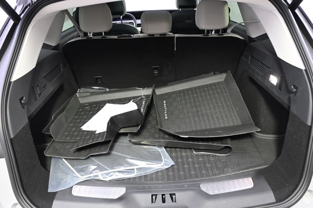 New 2026 Gray Lincoln Reserve image 19