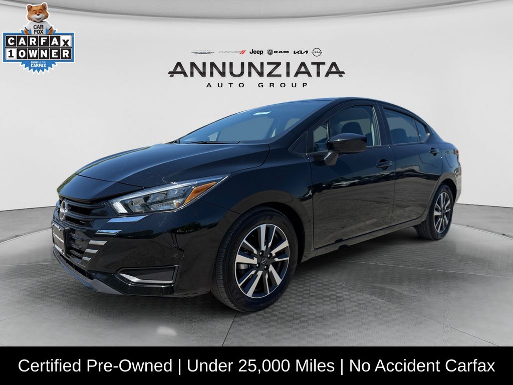 Super Black Metallic 2025 Nissan Versa Sedan Front-Wheel Drive Continuously Variable Transmission
