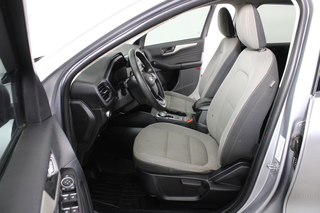 Used 2022 Ford Escape for sale in 