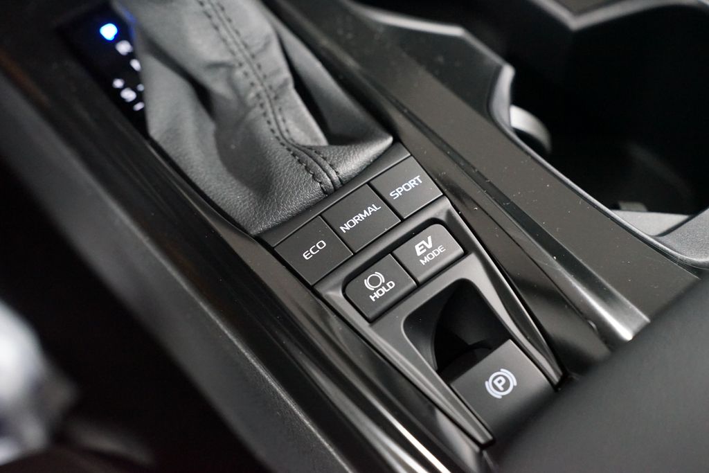 Thumbnail: 2026 Toyota Camry - 23