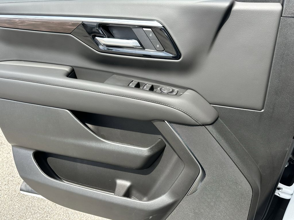 new 2026 Chevrolet Suburban car, priced at $64,495