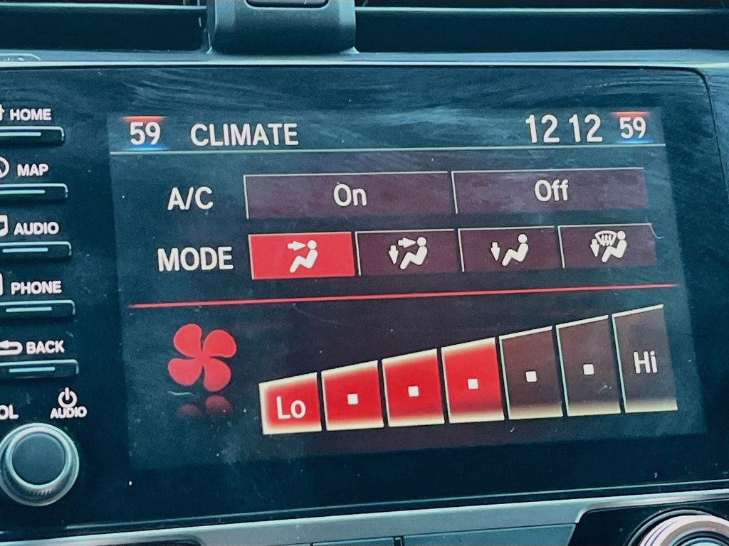 Used 2019  Honda Touring image 16