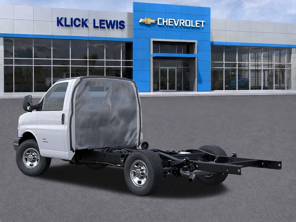 2026 Chevrolet Express 3500 Work Van White at Klick Lewis Buick Chevrolet