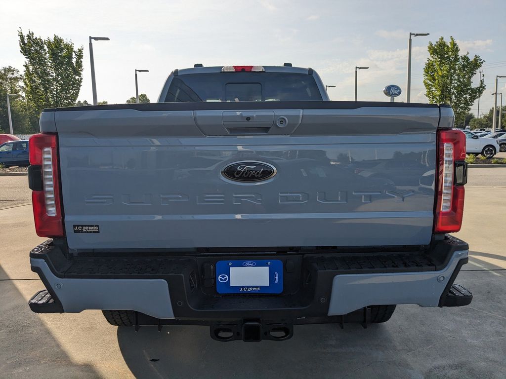 2025 Ford F-250 Super Duty Lariat