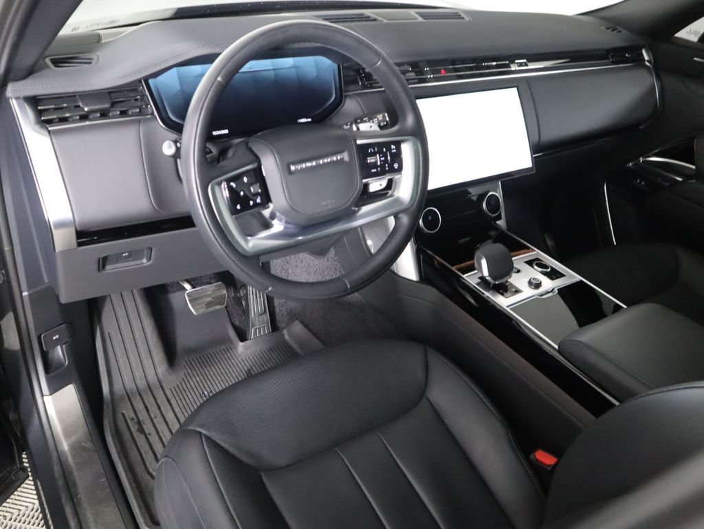Thumbnail: 2023 Land Rover Range Rover - 9