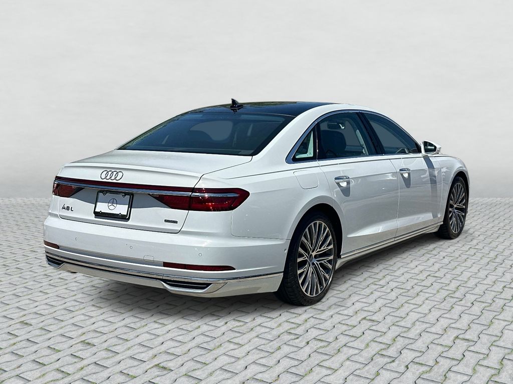 Thumbnail: 2021 Audi A8 - 5