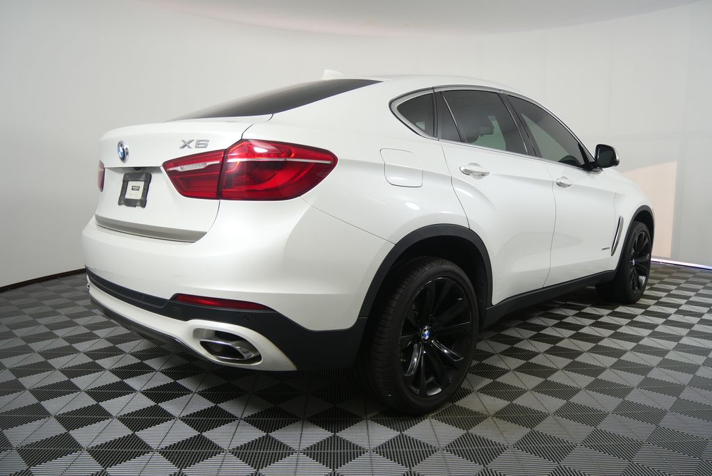 Thumbnail: 2019 BMW X6 - 3