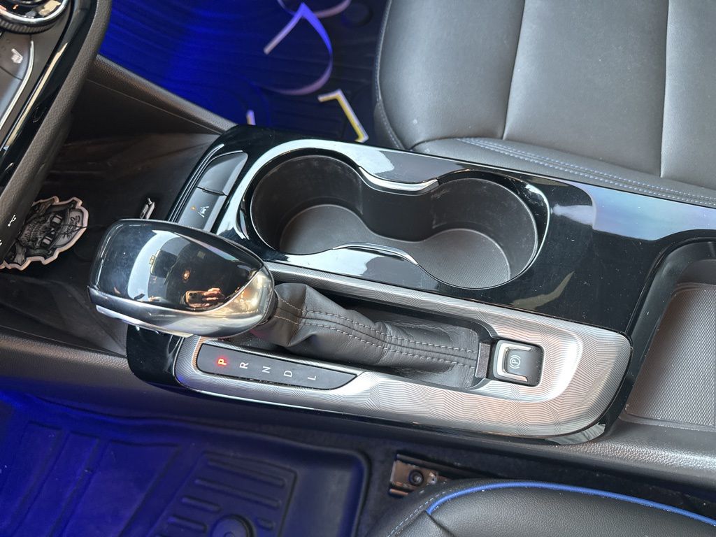 Used 2025 Blue Buick Sport Touring image 15