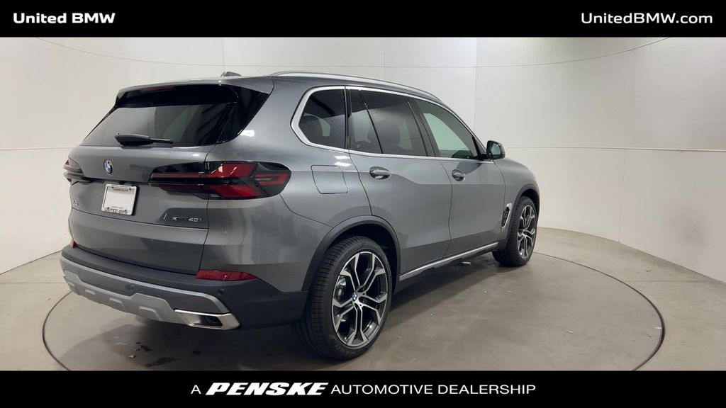 2026 BMW X5 xDrive40i 8