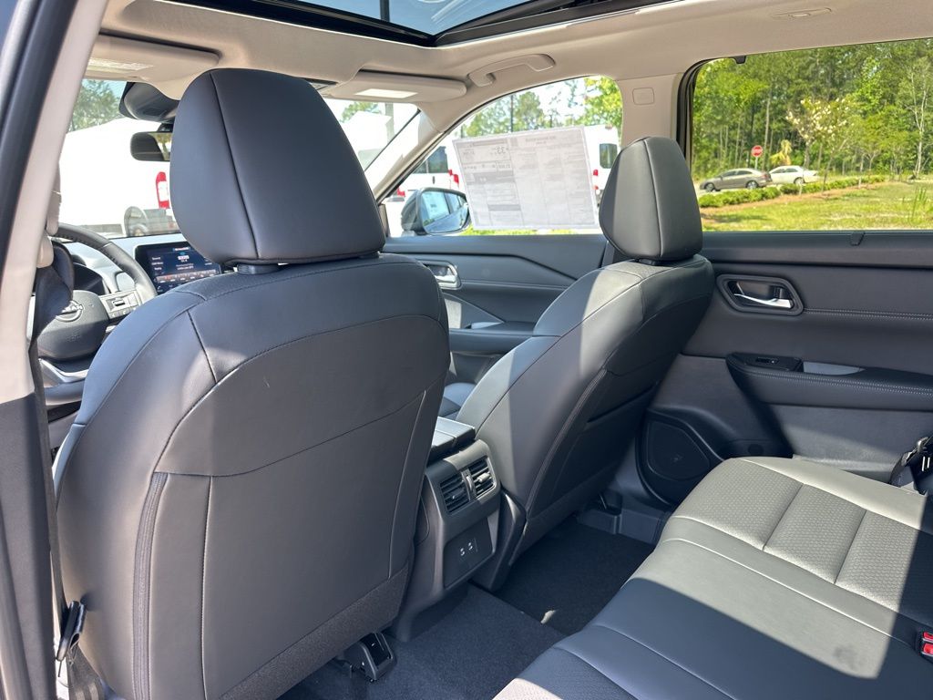 2025 Super Black Nissan Rogue SV FWD SUV