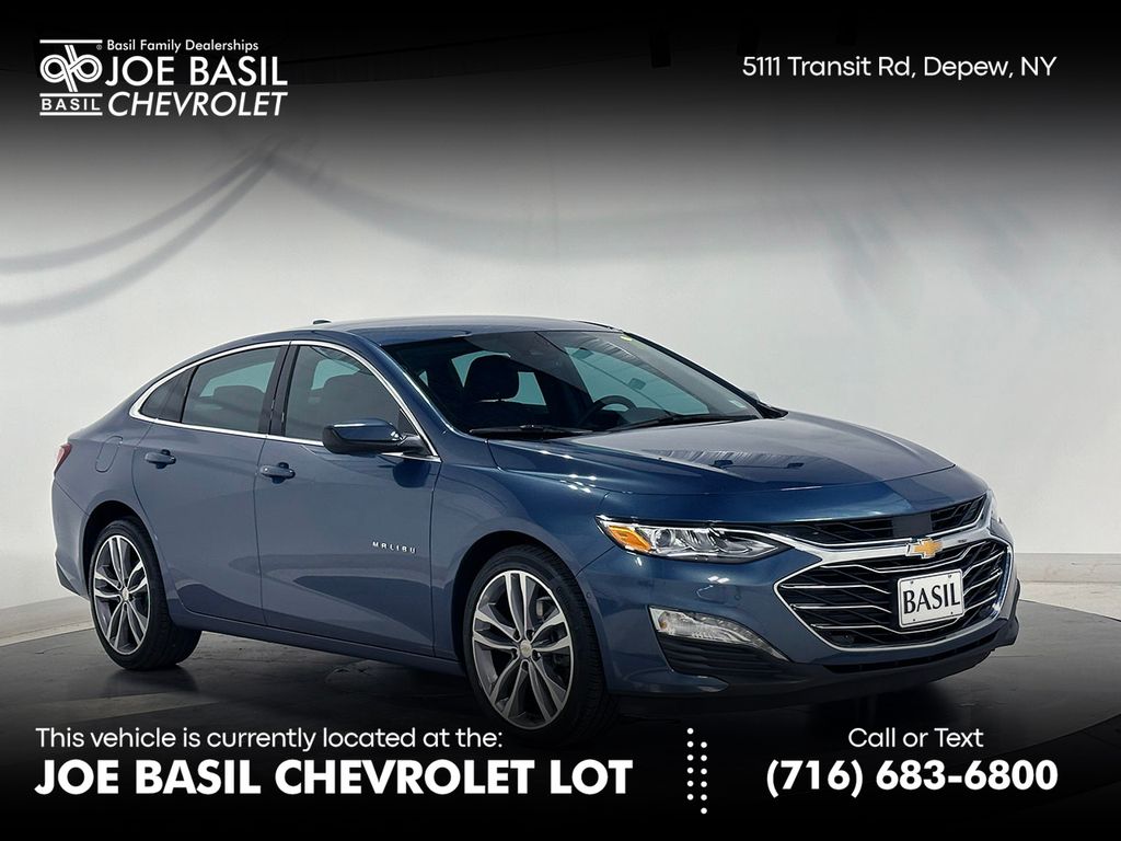 Lakeshore Blue Metallic 2024 Chevrolet Malibu Sedan Front-Wheel Drive Continuously Variable Transmission