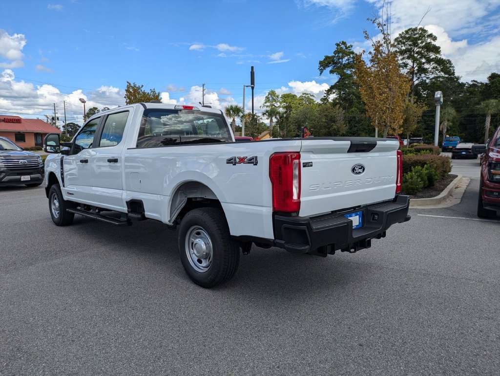2027 Ford F-250 Super Duty XL