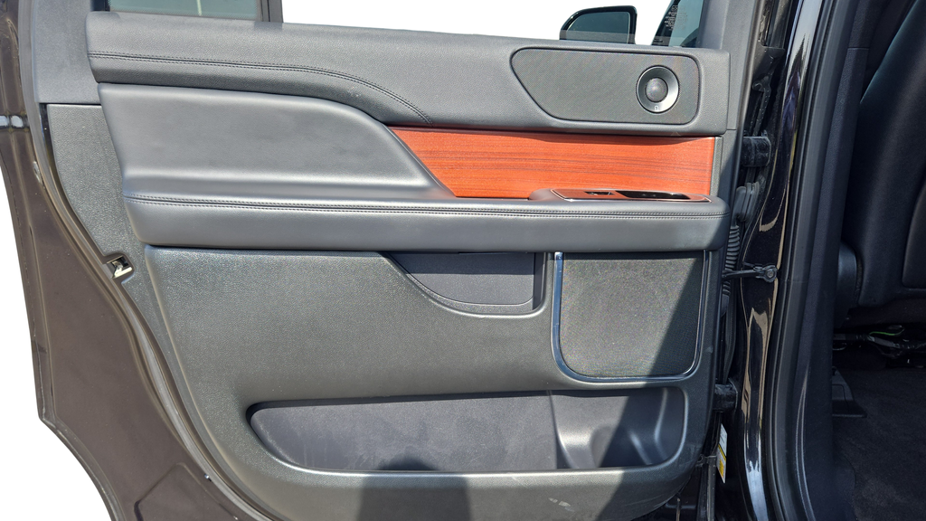 2024 Lincoln Navigator L