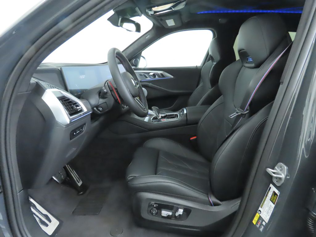 2025 BMW XM  20