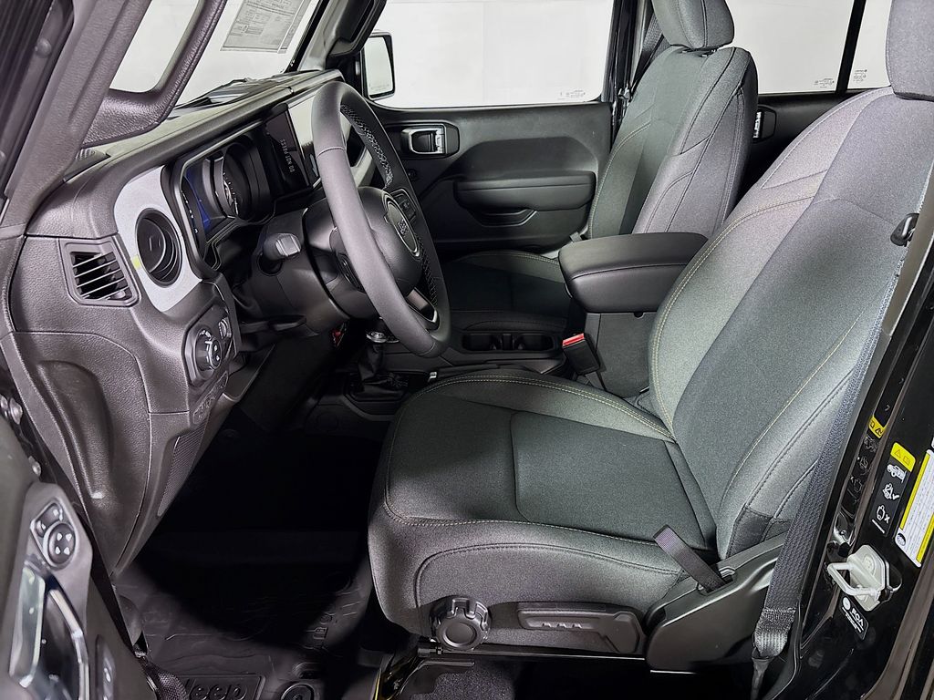 2025 Jeep Gladiator Willys