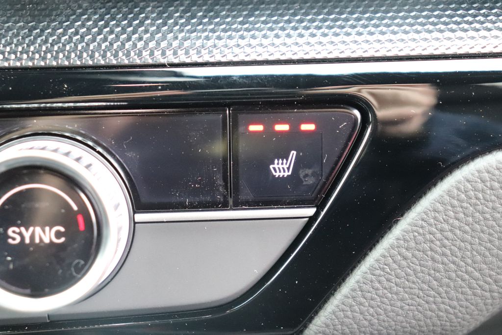 2025 Honda CR-V Sport Touring 26