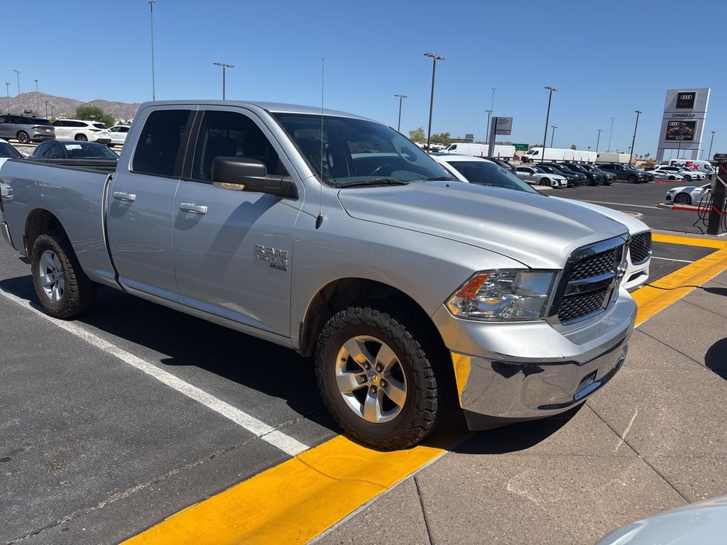 Thumbnail: 2019 RAM 1500 Classic - 3