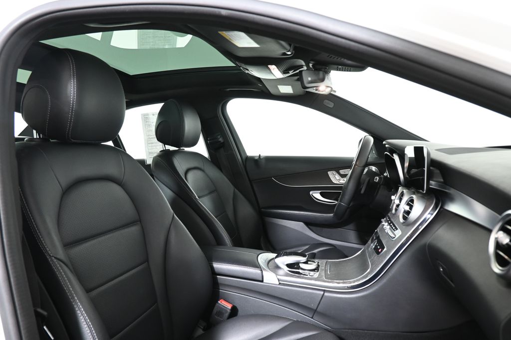 Thumbnail: 2019 Mercedes-Benz C-Class - 27